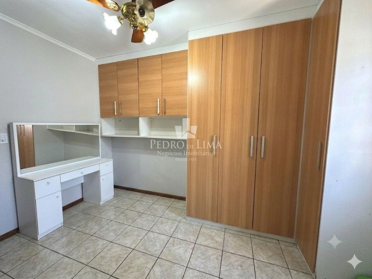 Casa Térrea, 3 dormitórios sendo 3 suítes, quintal e 1 vaga de garagem no Ermelino Matarazzo
