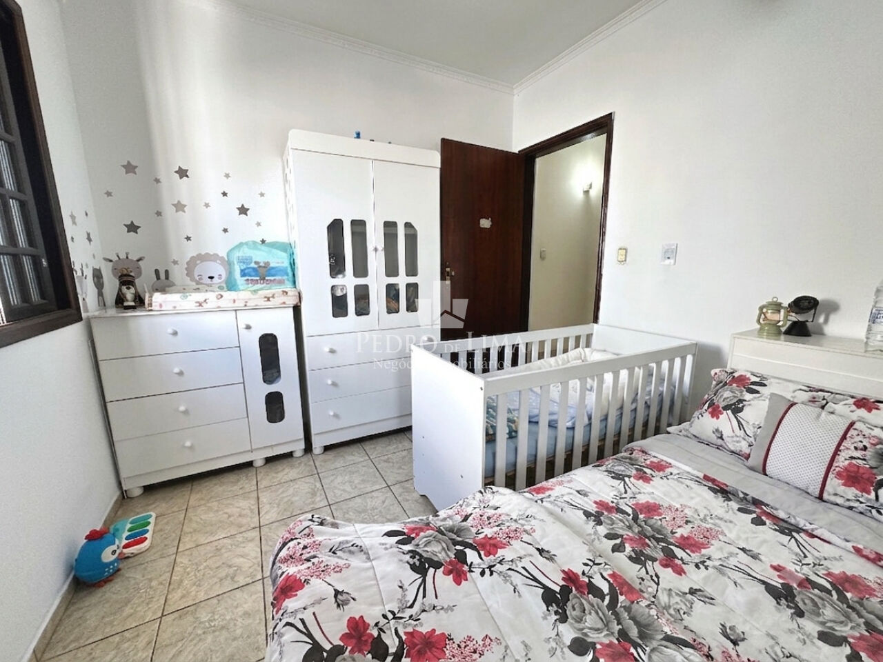 Casa Térrea, 3 dormitórios sendo 3 suítes, quintal e 1 vaga de garagem no Ermelino Matarazzo