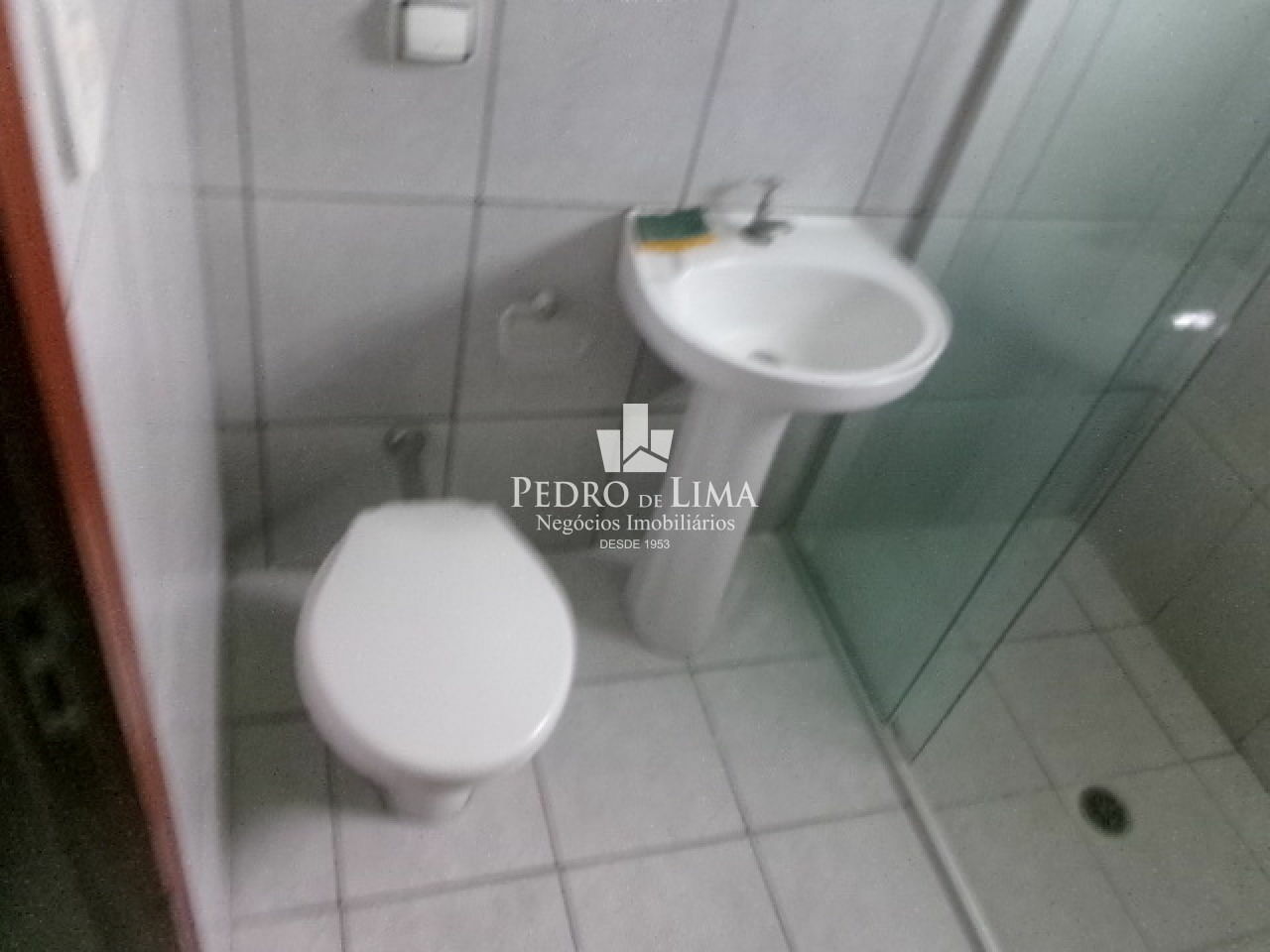 Casa Assobradada 2 Dormitórios ao Lado do Metrô Penha
