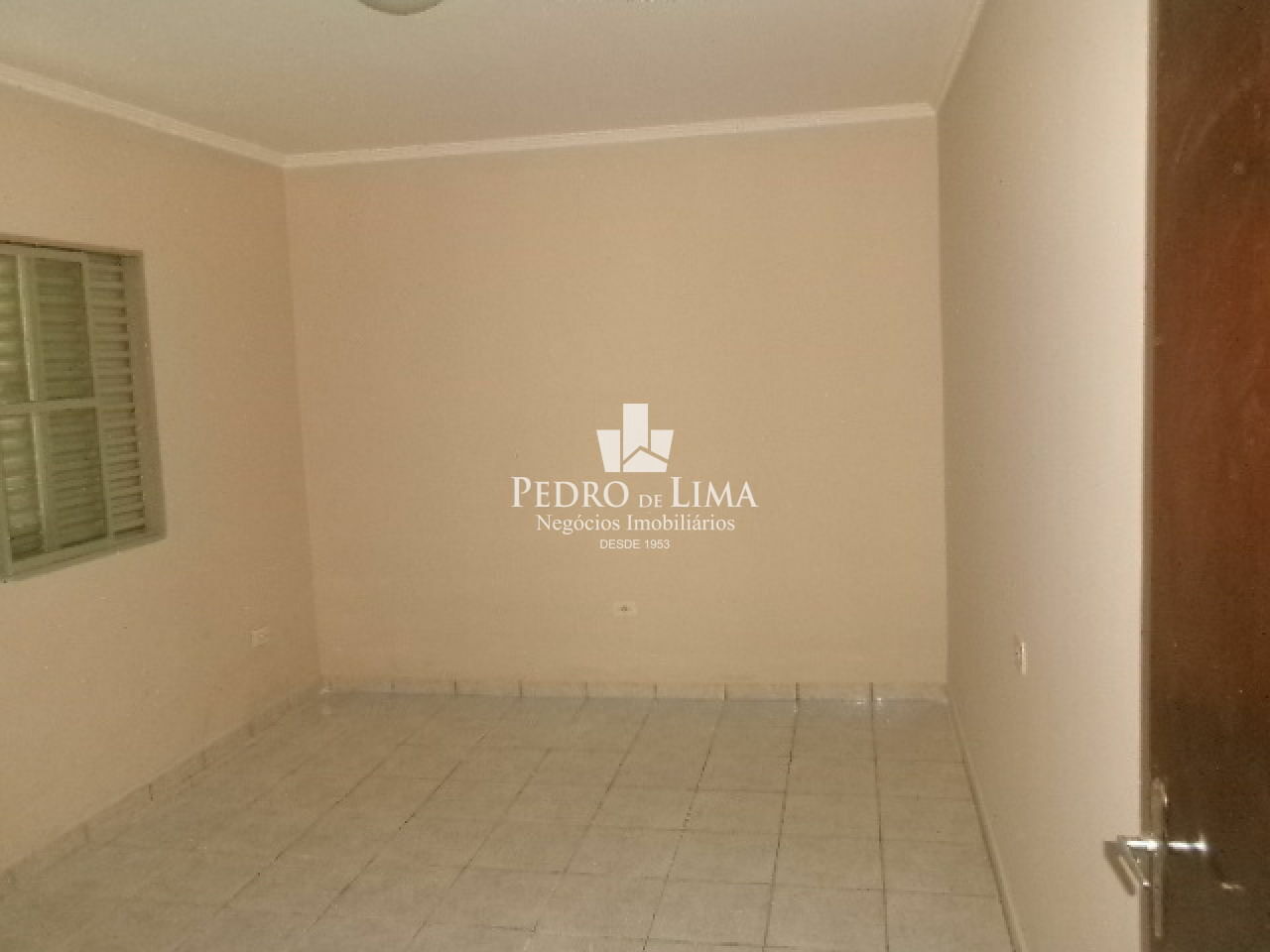 Casa Assobradada 2 Dormitórios ao Lado do Metrô Penha