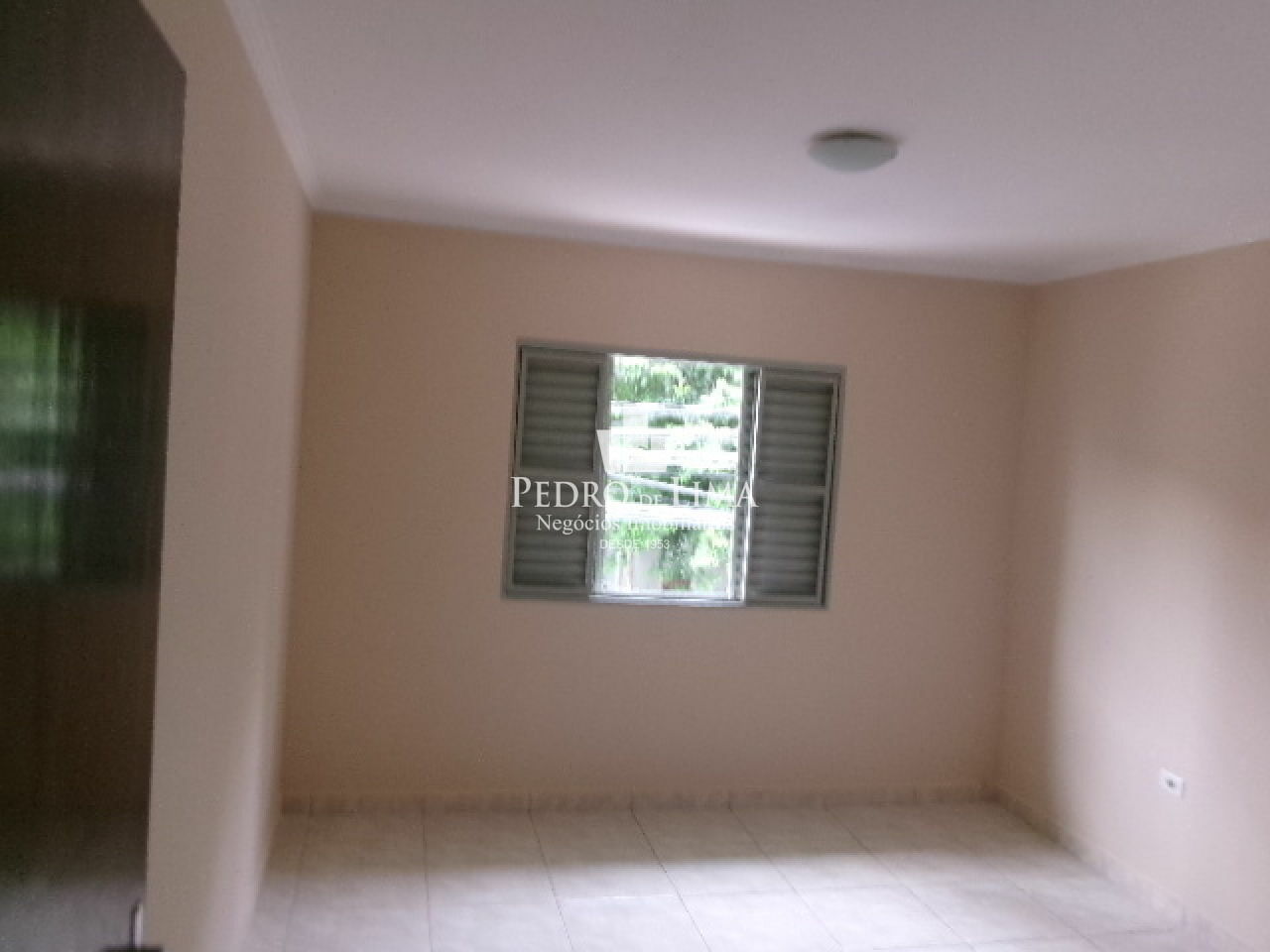 Casa Assobradada 2 Dormitórios ao Lado do Metrô Penha