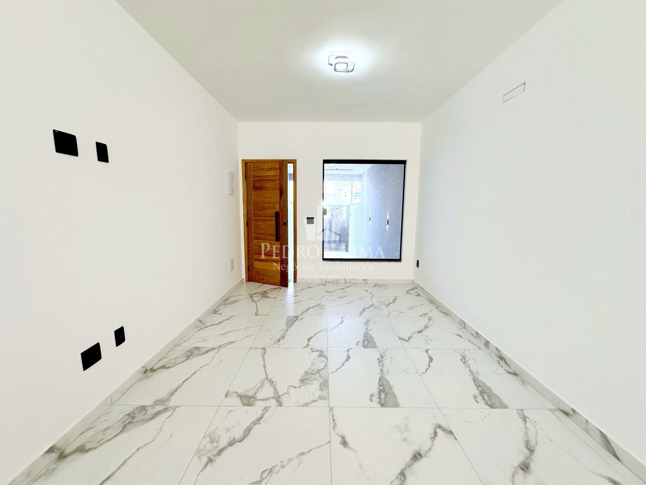 imagem do imovel Sobrado frontal, 3 dormitórios sendo 1 suíte, piscina, 2 vagas e 130 m² na Ponte Rasa ref: PE45215