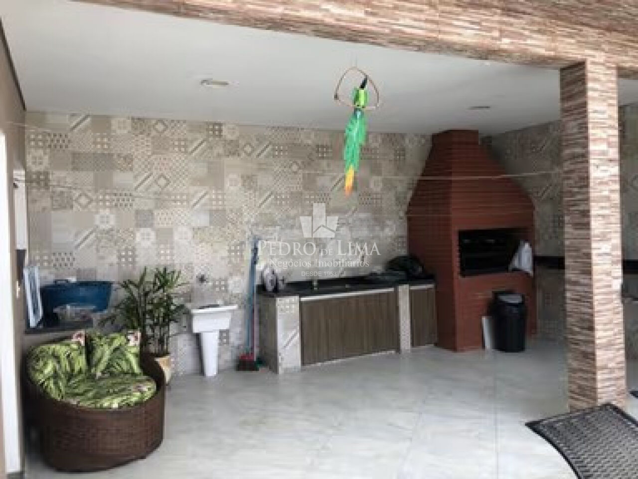 Sobrado frontal na Vila Matilde - 420m² útil - 5 dormitórios, Piscina e Mobiliado.