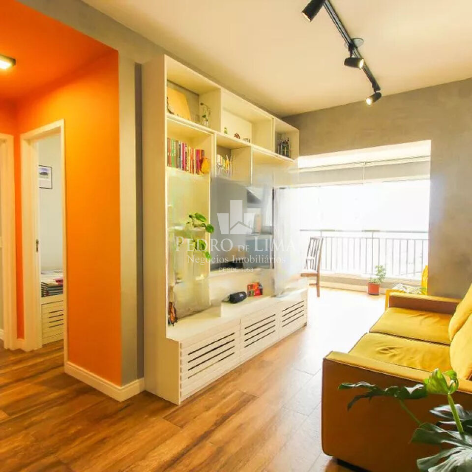 Apartamento na Vila Matilde - 69m² - 2 quartos, 1 suite e 1 vaga - Impecável