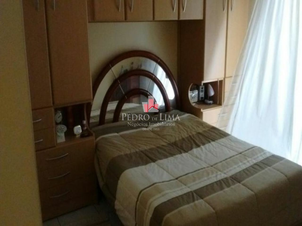 Sobrado de 2 Suítes, Sala, Cozinha Planejada, Quintal e 1 Vaga na Penha -Vila Marieta