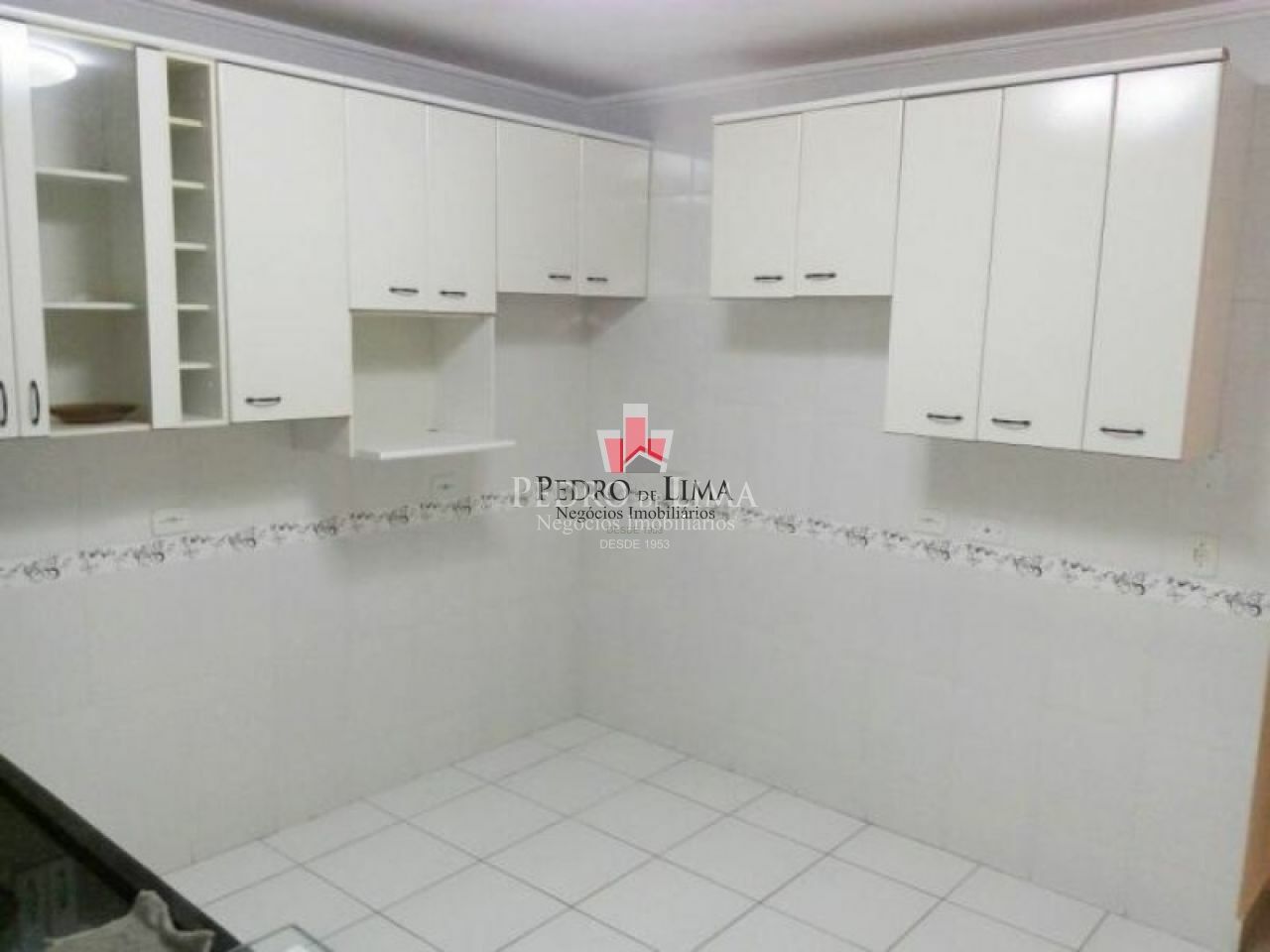 Sobrado de 2 Suítes, Sala, Cozinha Planejada, Quintal e 1 Vaga na Penha -Vila Marieta