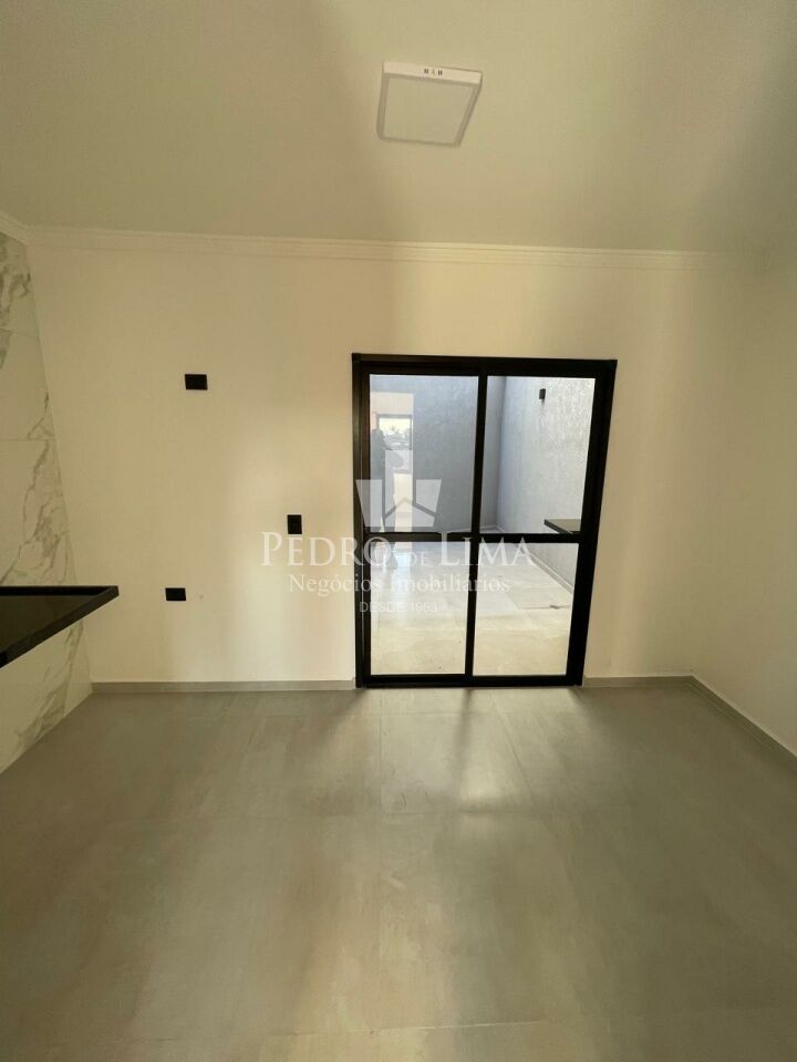 imagem do imovel Sobrado novo 3 dormitórios (1 suíte) - 3 vagas e 123m² na Cidade Lider ref: PE45253