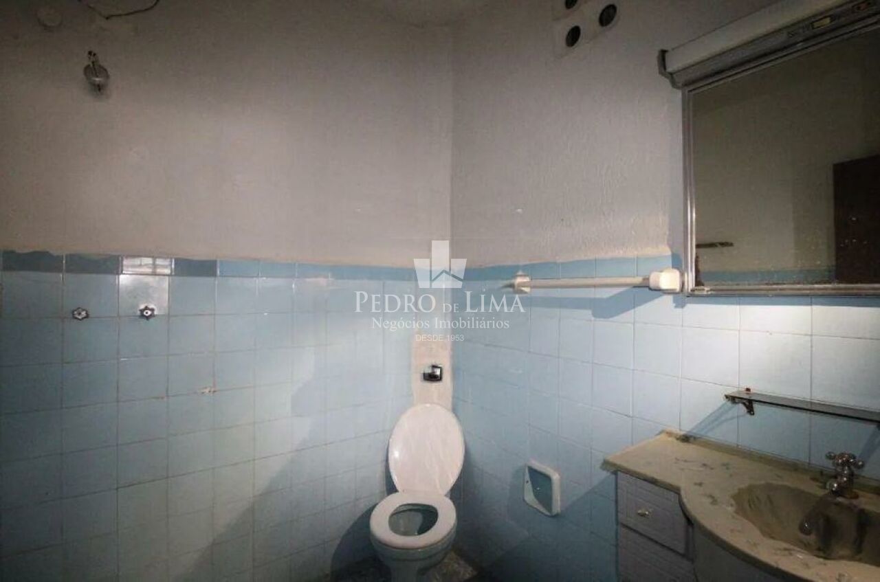 Casa térrea, 2 dormitórios, 3 vagas de garagem e 135 m² na Penha