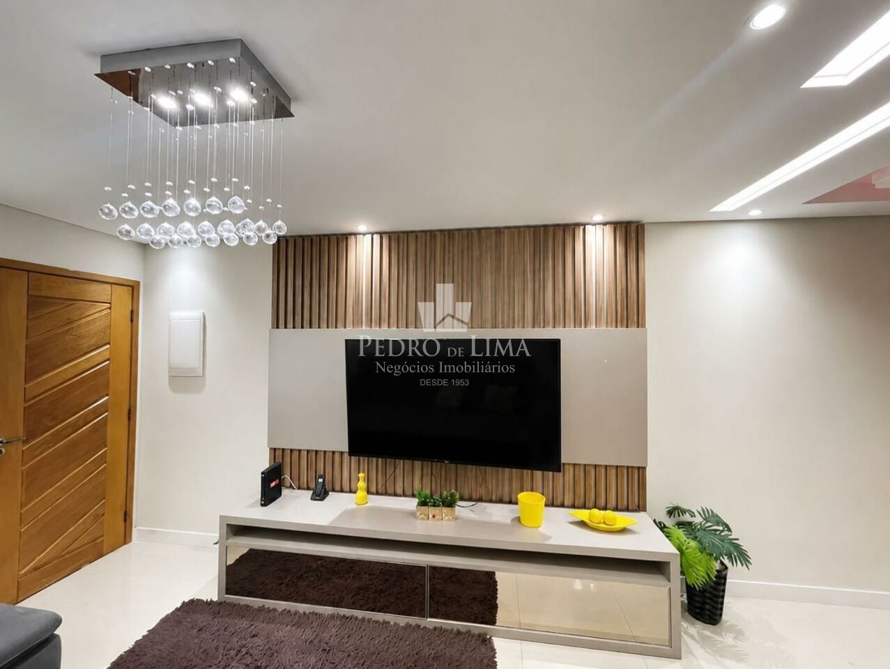 imagem do imovel Sobrado Frontal na Vila Matilde 3 dormitórios (1 suíte) - 6 vagas e 170m²   ref: PE45307