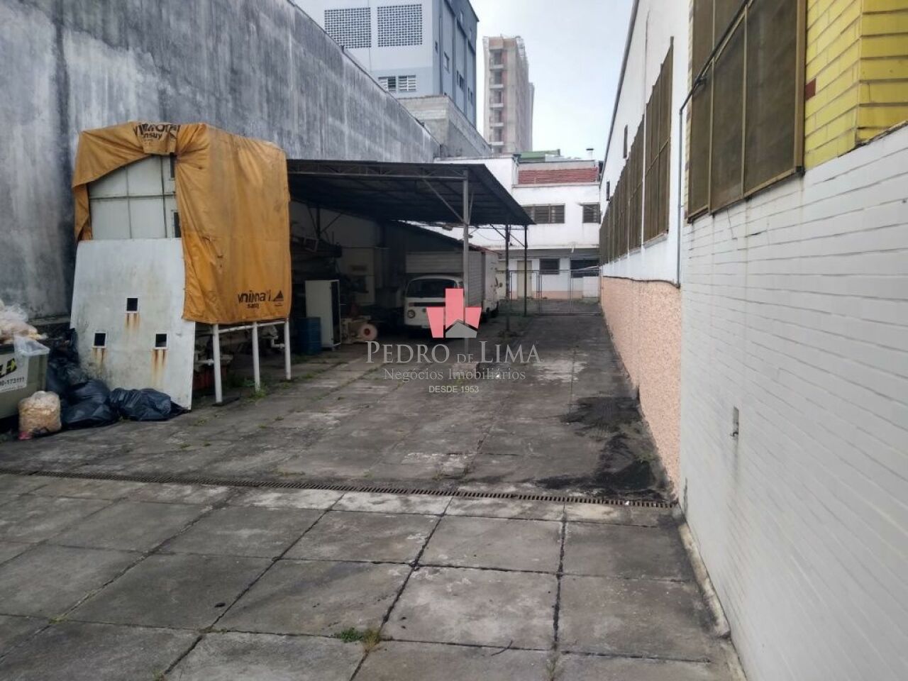 imagem do imovel Prédio Comercial 1600m² A/C mais 500m² pátio, 230 KVA, na Vila Aricanduva, próximo metro Penha. ref: PE45313