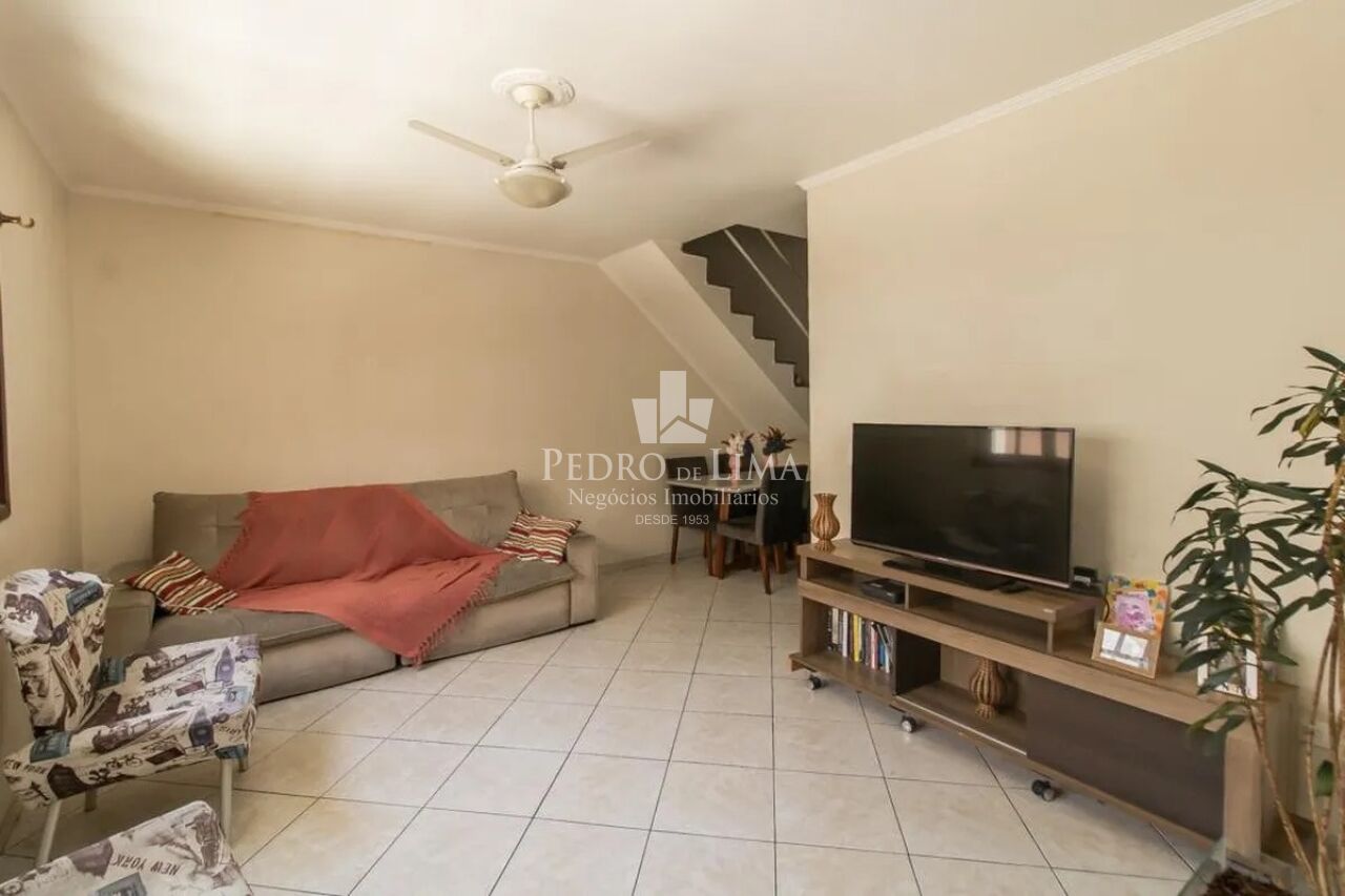 imagem do imovel Casa 76m² sendo 2 dormitórios, 1 banheiro e 2 vagas no Cangaíba ref: PE45322