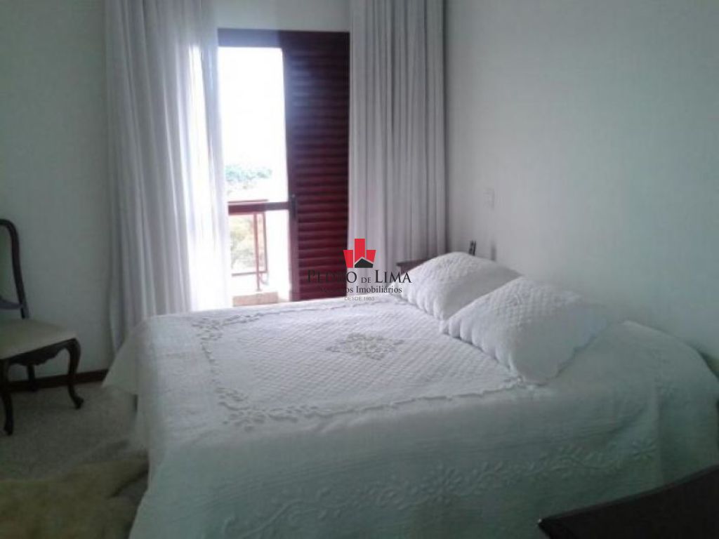 Apartamento com 3 quartos 168 m² , 4 vagas Vila Formosa. Condomínio Bariloche.