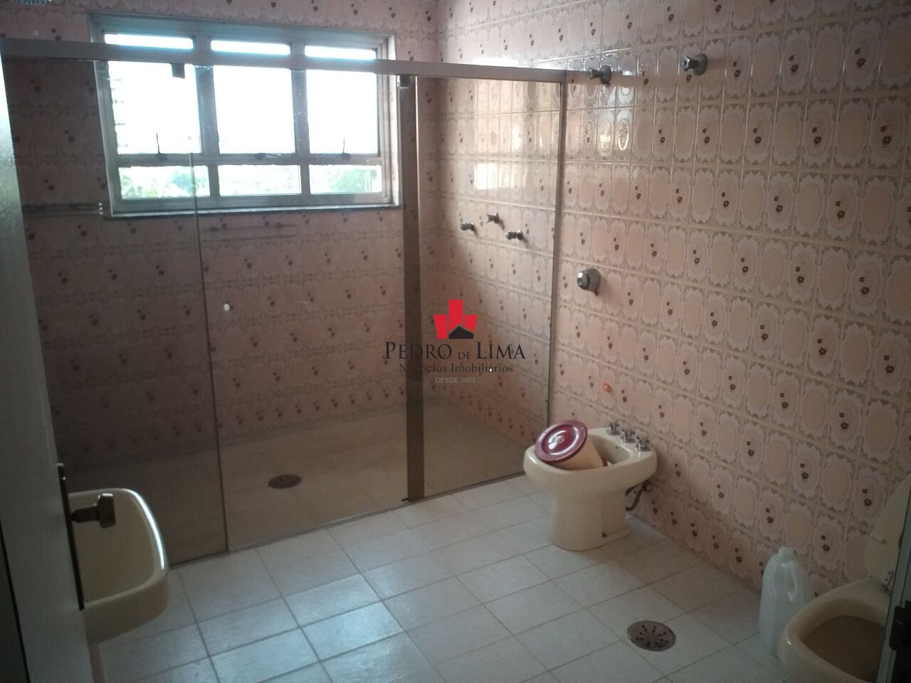 Casa Térrea Comercial e Residencial no Anália Franco