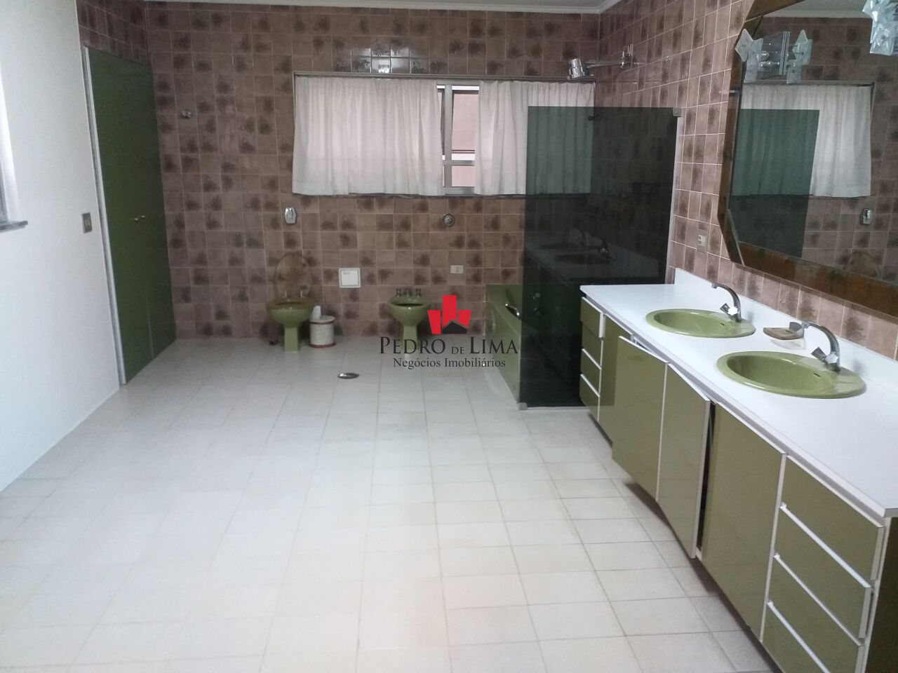 Casa Térrea Comercial e Residencial no Anália Franco