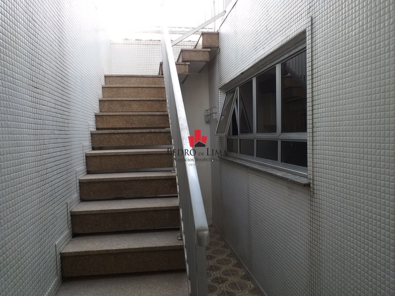 Casa Térrea Comercial e Residencial no Anália Franco