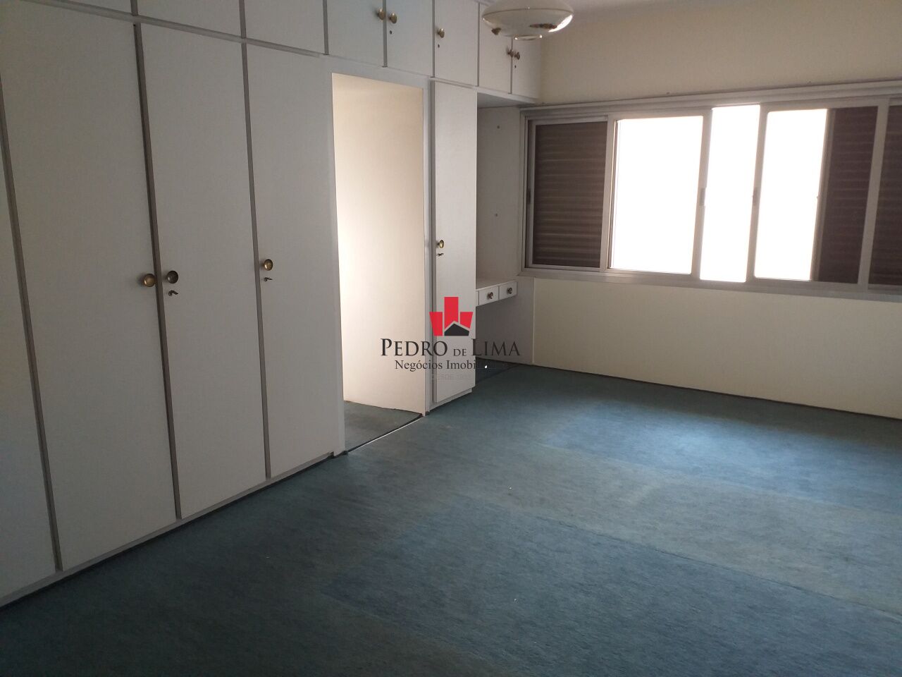 Casa Térrea Comercial e Residencial no Anália Franco