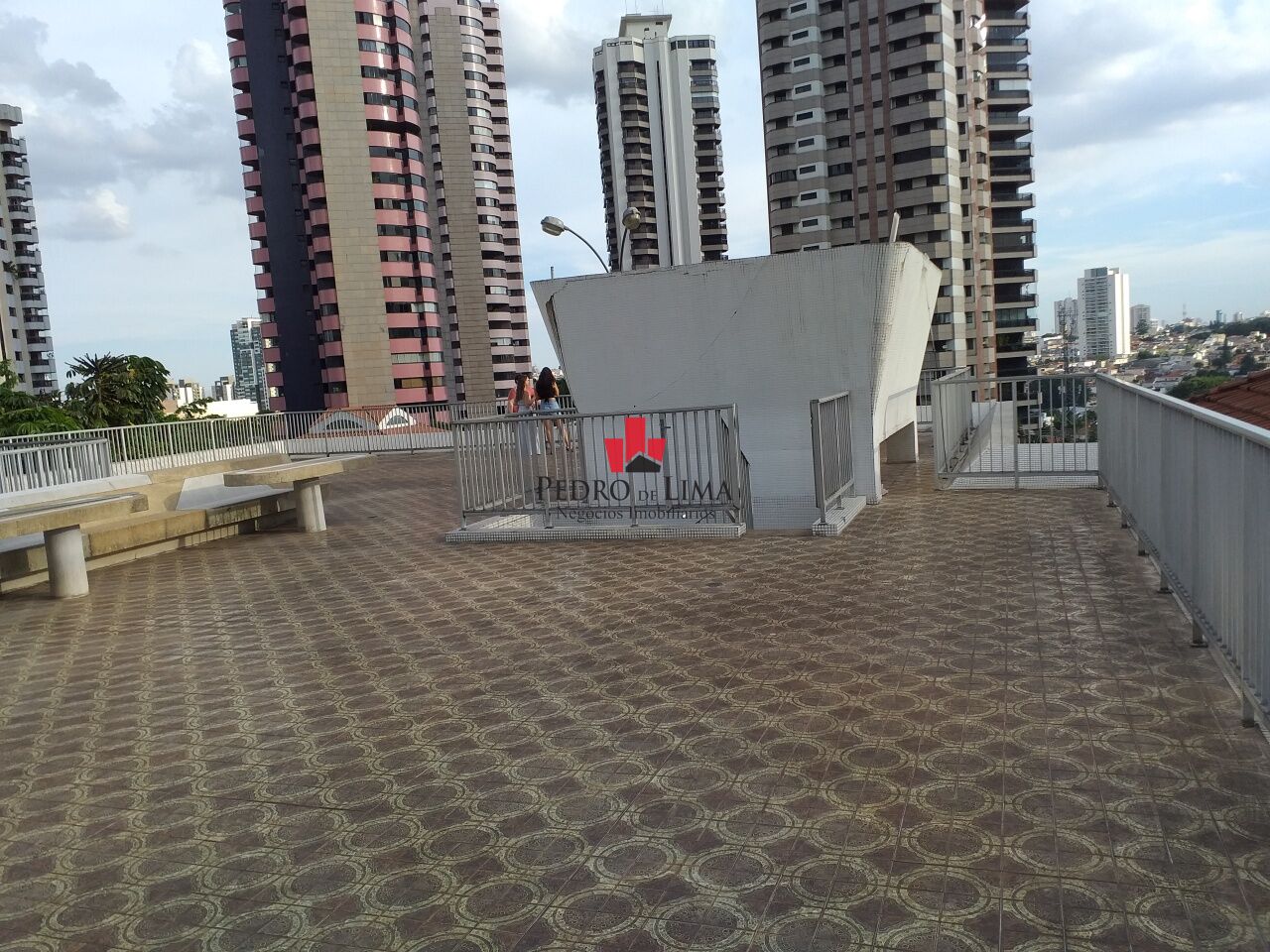 Casa Térrea Comercial e Residencial no Anália Franco