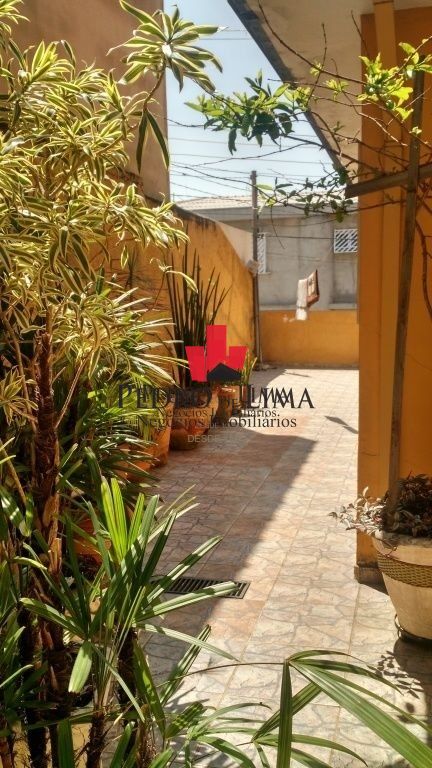 Casa Térrea com 3 quartos sendo 1 suíte e 3 vagas à venda no Aricanduva