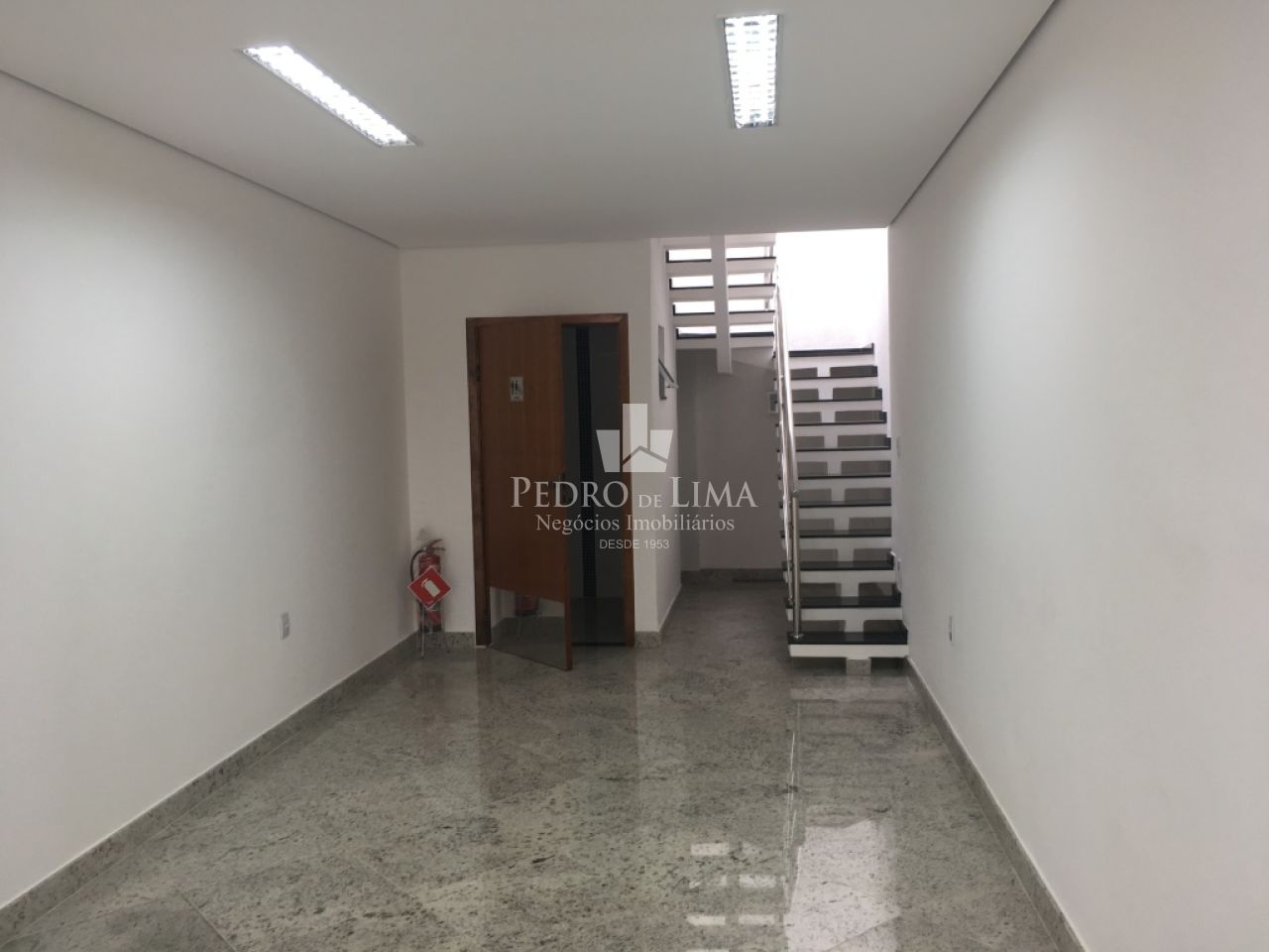 Prédio comercial 117 m²,  para locação no Tatuapé