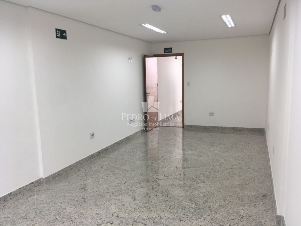 Prédio comercial 117 m²,  para locação no Tatuapé