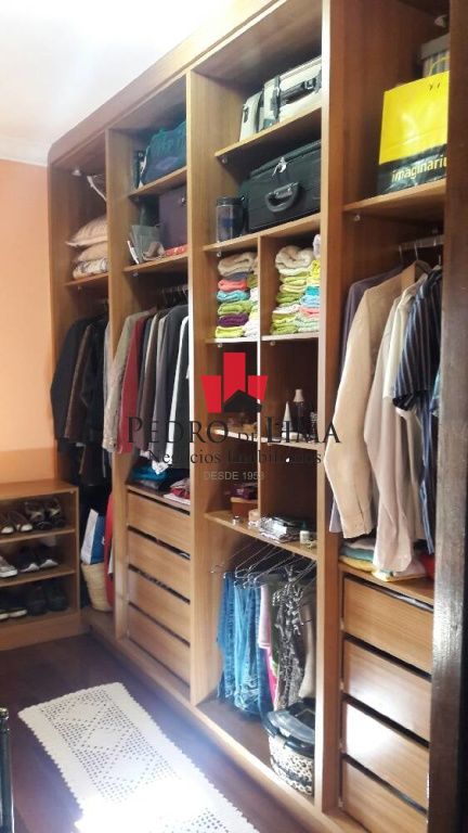 Sobrado com 3 dormitórios e 4 vagas Jardim Paineira