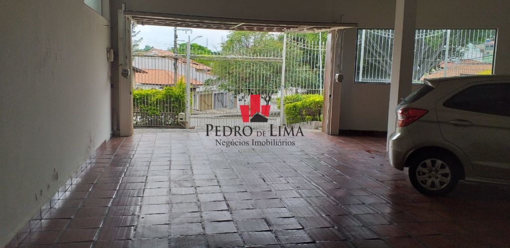 Sobrado Frontal, 3 dormitórios, 1 Suíte, 6 vagas, Vila Guilhermina