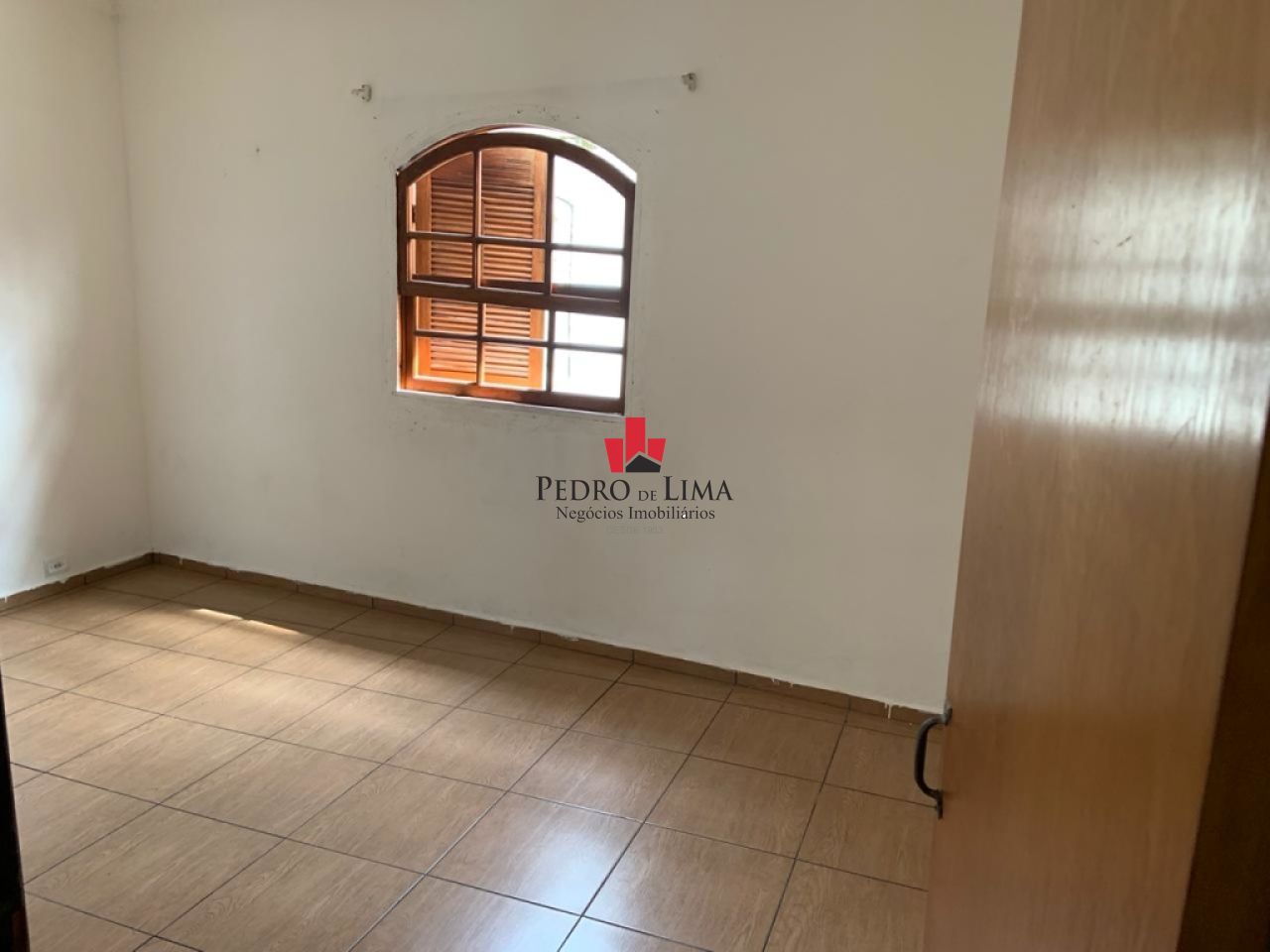 Sobrado 3 quartos sendo 1 Suite - Jardim Piqueroby