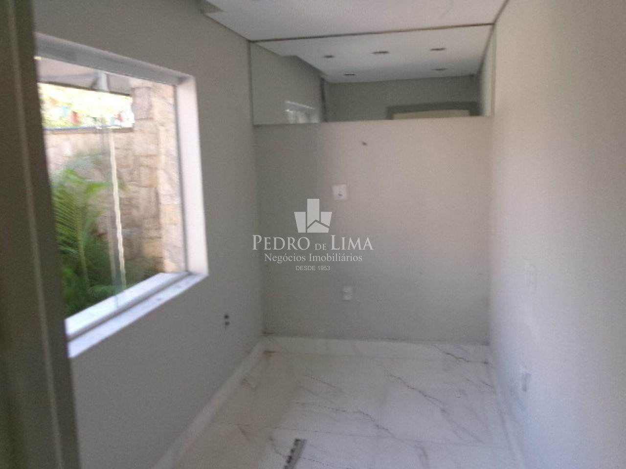 Casa Comercial no Jardim Anália Franco