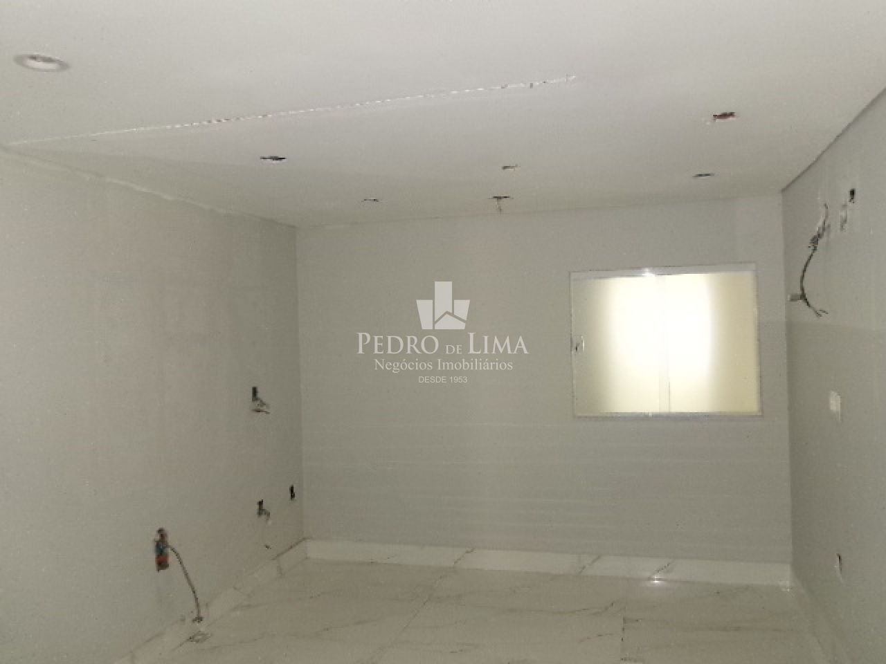 Casa Comercial no Jardim Anália Franco