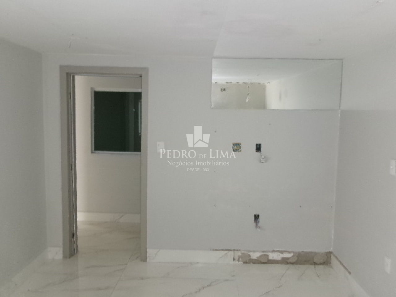 Casa Comercial no Jardim Anália Franco