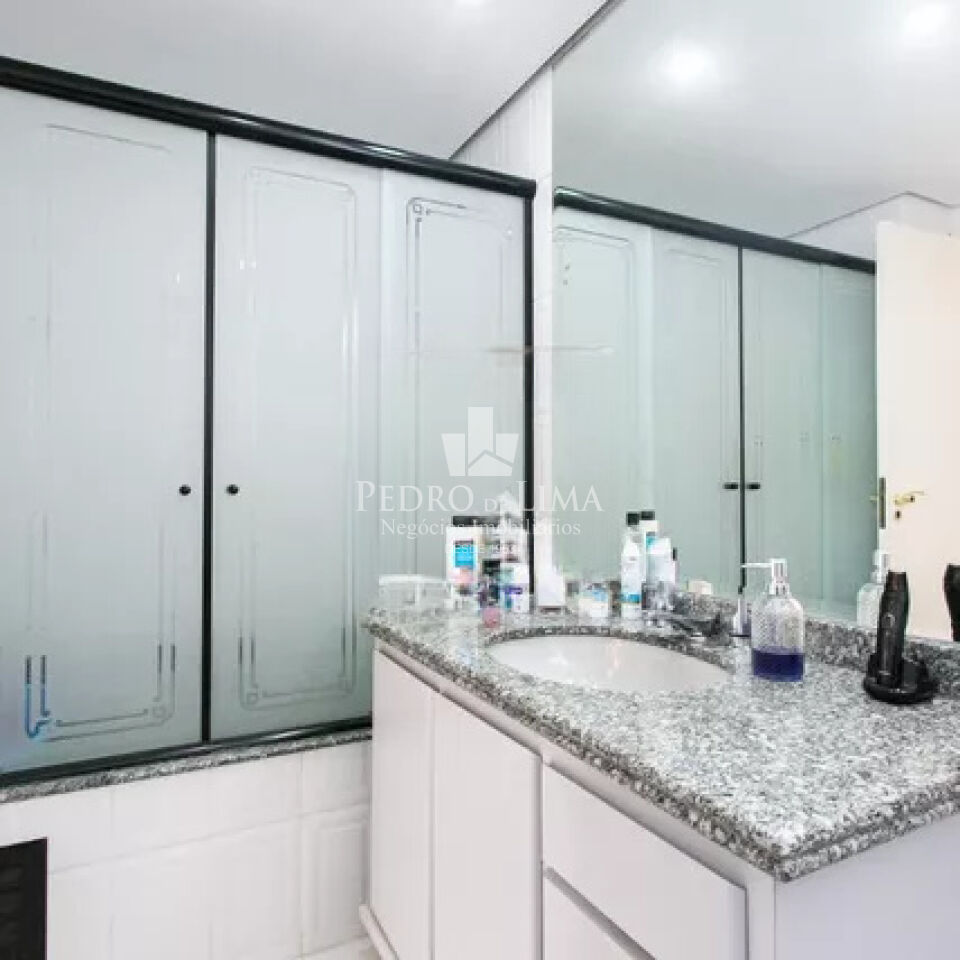 Apartamento 3 quartos, 1 suíte, 3 vagas - 137m² Tatuapé.