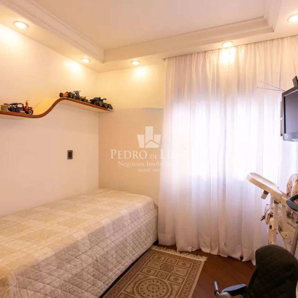 Apartamento 3 quartos, 1 suíte, 3 vagas - 137m² Tatuapé.