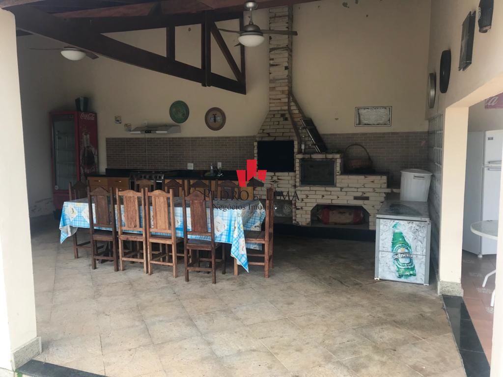 Casa de campo em Igaratá, a beira da represa