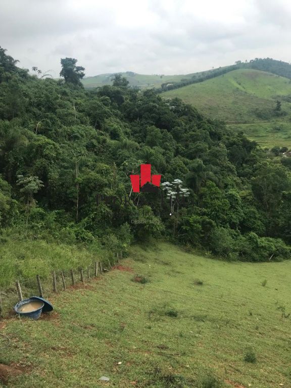 Casa de campo em Igaratá, a beira da represa