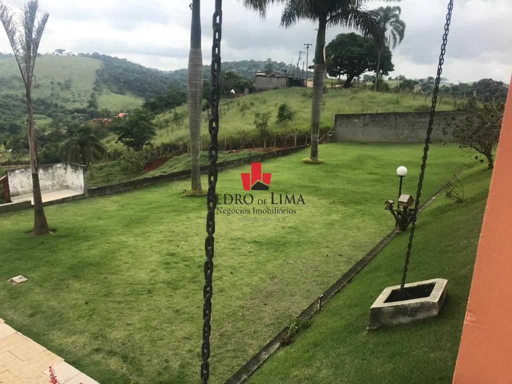 Casa de campo em Igaratá, a beira da represa