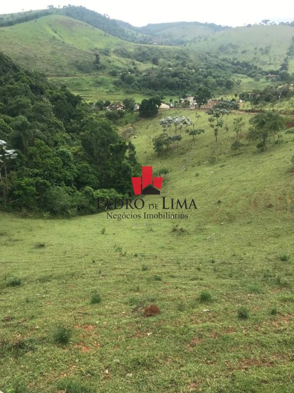 Casa de campo em Igaratá, a beira da represa