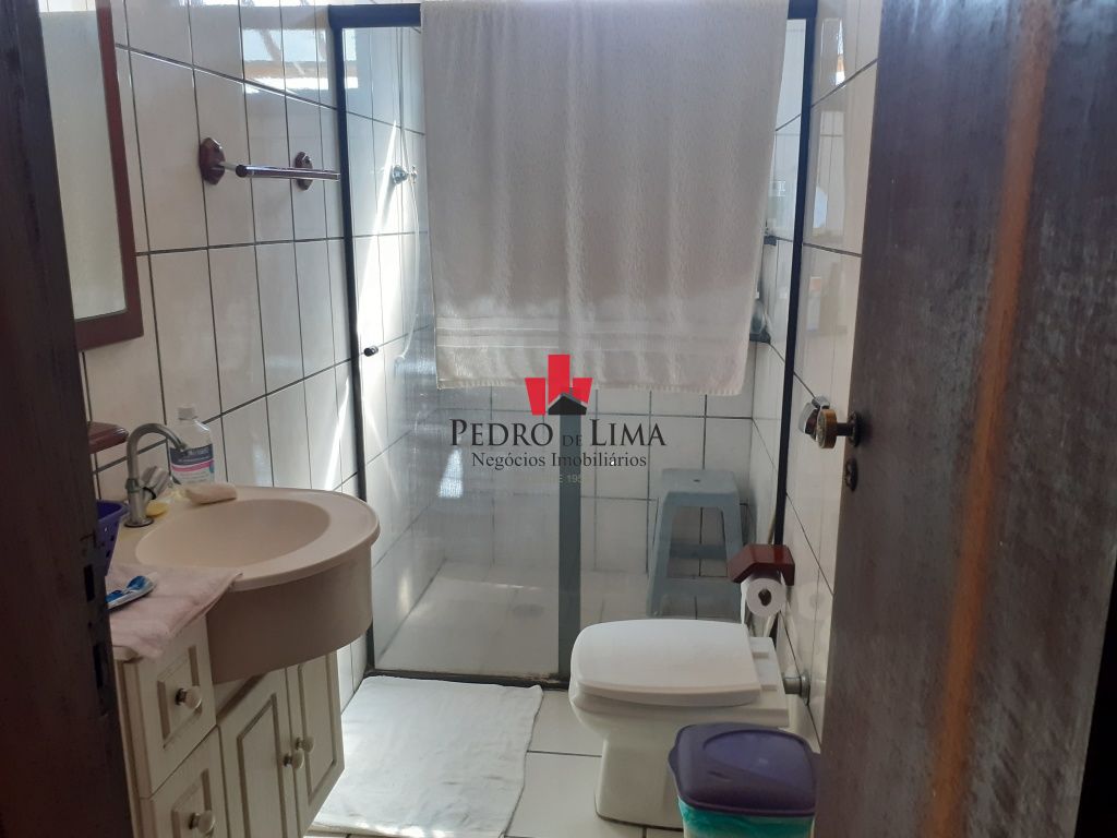 Casa Térrea , terreno 410m² , A/C 205 m² , 5 vagas Jd. Egle
