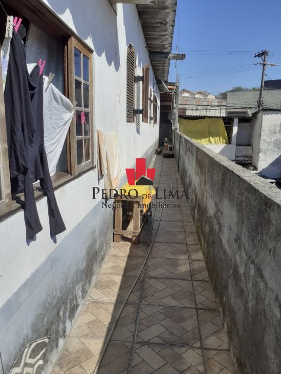 Casa Térrea , terreno 410m² , A/C 205 m² , 5 vagas Jd. Egle