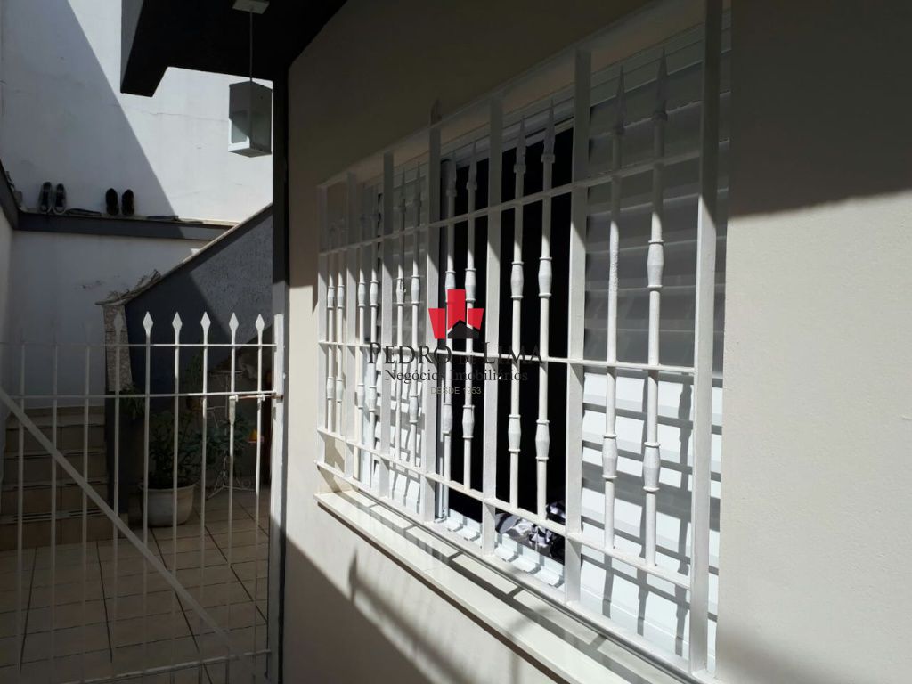 Casa Térrea 3 quartos, 1 suíte e 3 vagas na Água Rasa