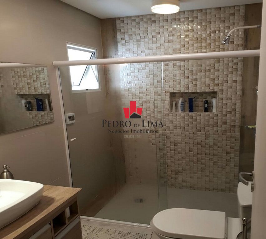 Casa Térrea 3 quartos, 1 suíte e 3 vagas na Água Rasa