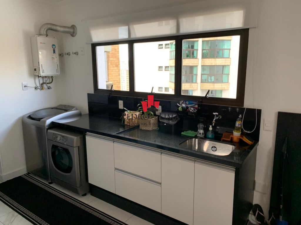 Apartamento no Tatuapé, porteira fechada, 4 quartos, 3 suítes, 2 vagas Condomínio Salamanca