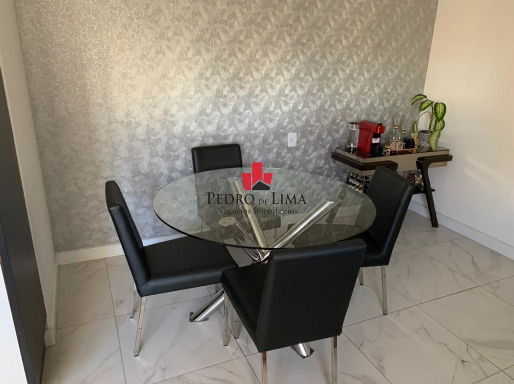 Apartamento no Tatuapé, porteira fechada, 4 quartos, 3 suítes, 2 vagas Condomínio Salamanca