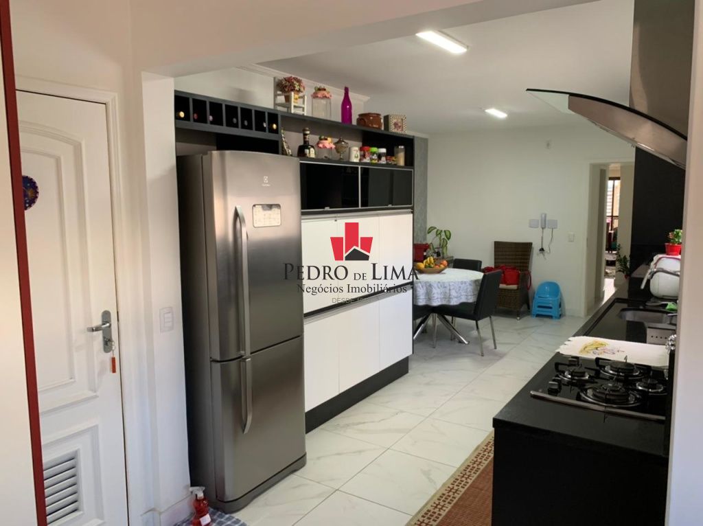 Apartamento no Tatuapé, porteira fechada, 4 quartos, 3 suítes, 2 vagas Condomínio Salamanca