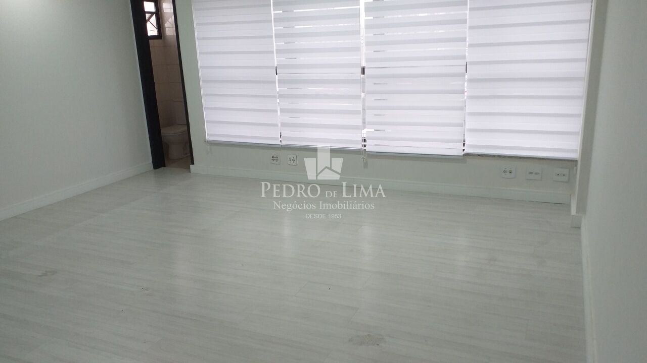 Sala Comercial 30m², ar condicionado, 1 vaga, no Tatuapé