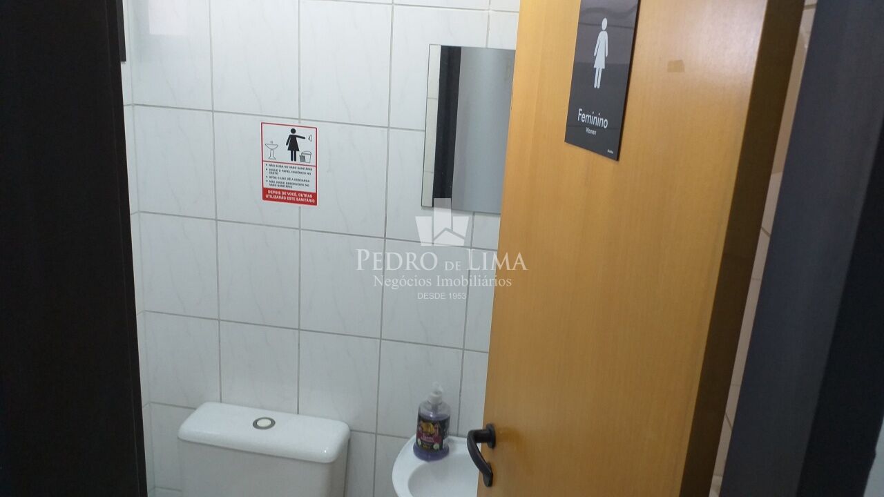 Sala Comercial 30m², ar condicionado, 1 vaga, no Tatuapé