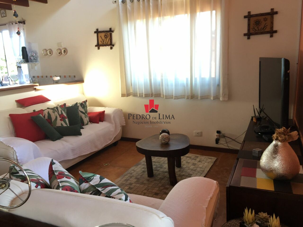 Casa 273 m², 6 quartos ( 4 suítes), 3 vagas em Ilhabela 