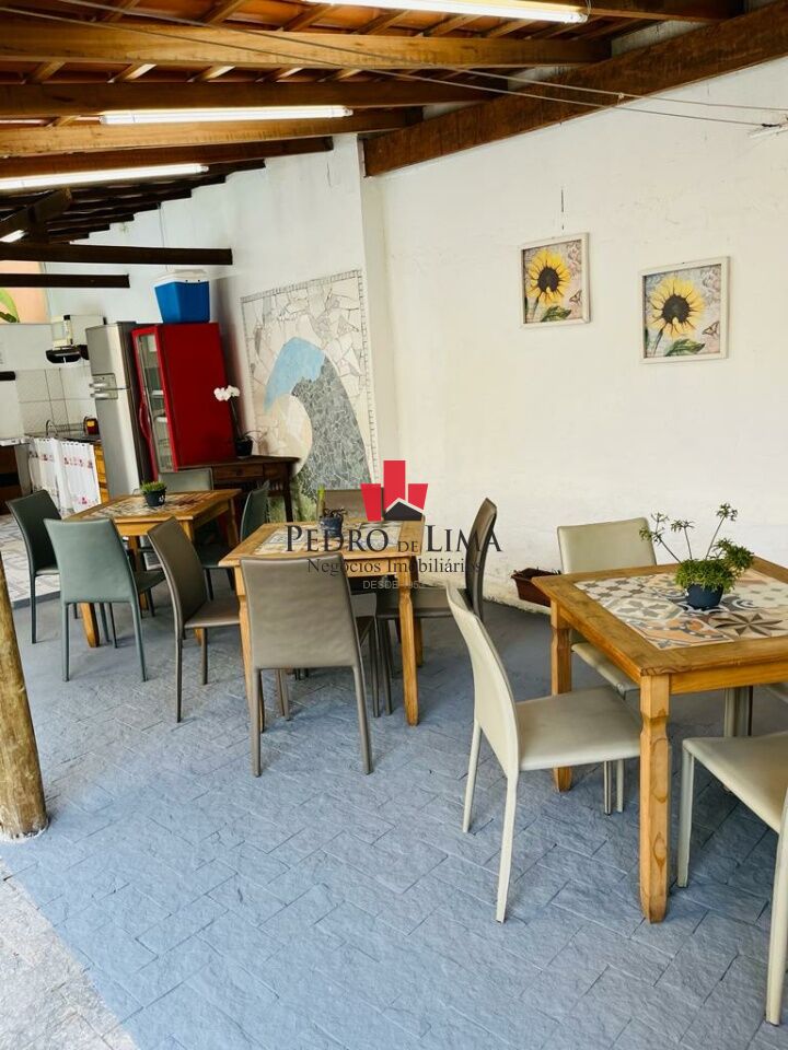 Casa 273 m², 6 quartos ( 4 suítes), 3 vagas em Ilhabela 