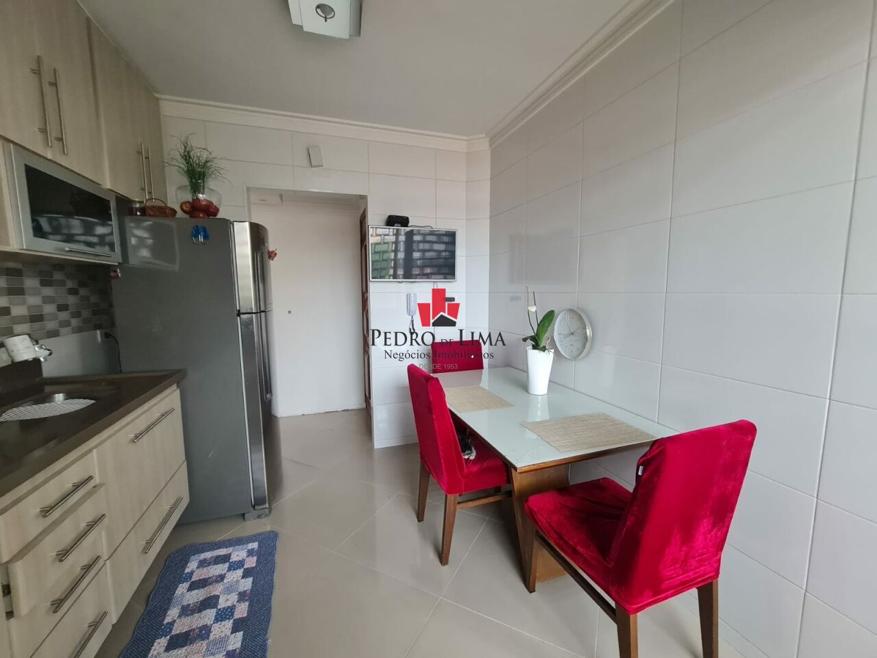 Condomínio Monte Serrat. Apartamento no Tatuapé  2 quartos, 2 banheiros e 1 Vaga 