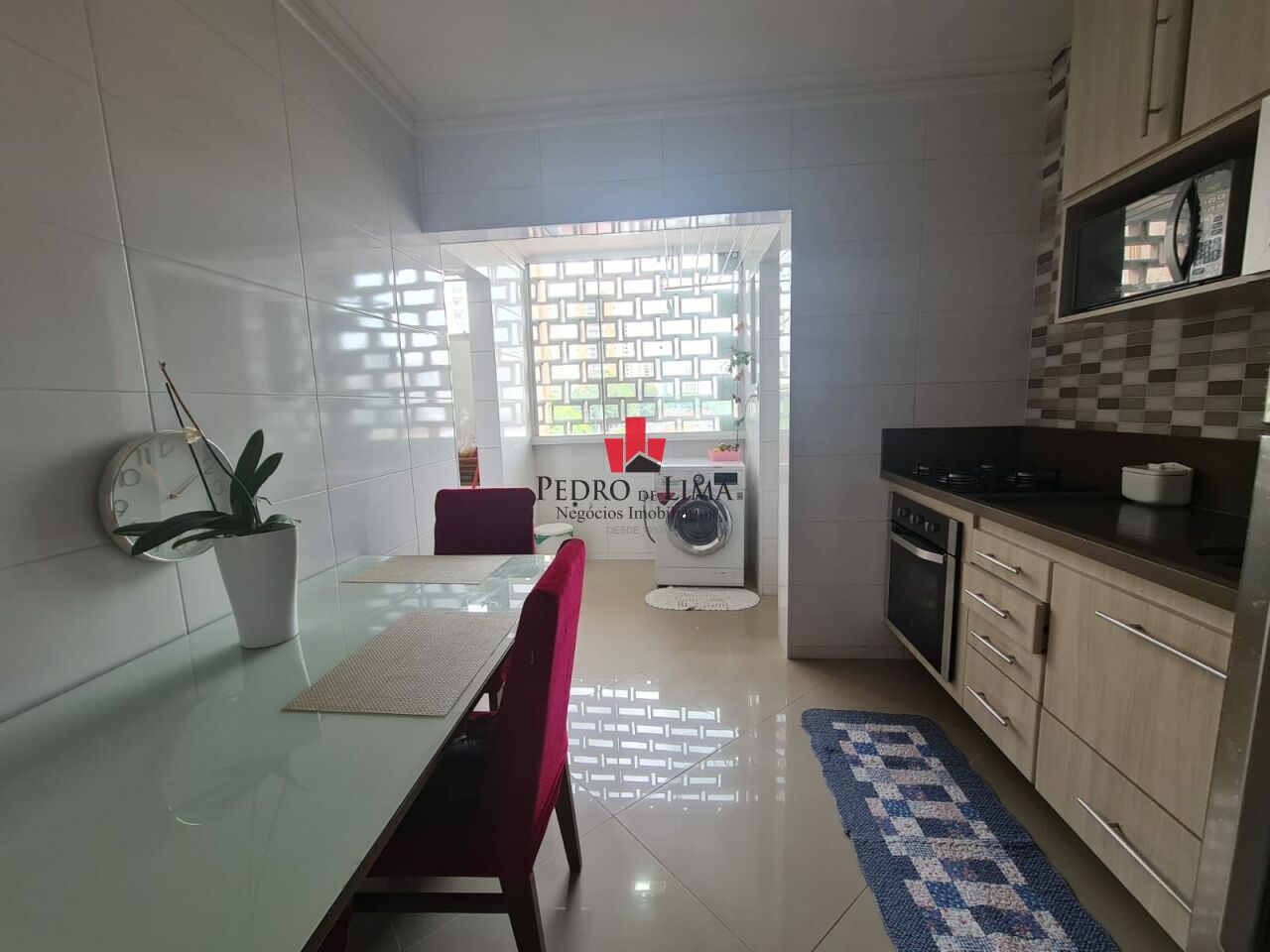 Condomínio Monte Serrat. Apartamento no Tatuapé  2 quartos, 2 banheiros e 1 Vaga 