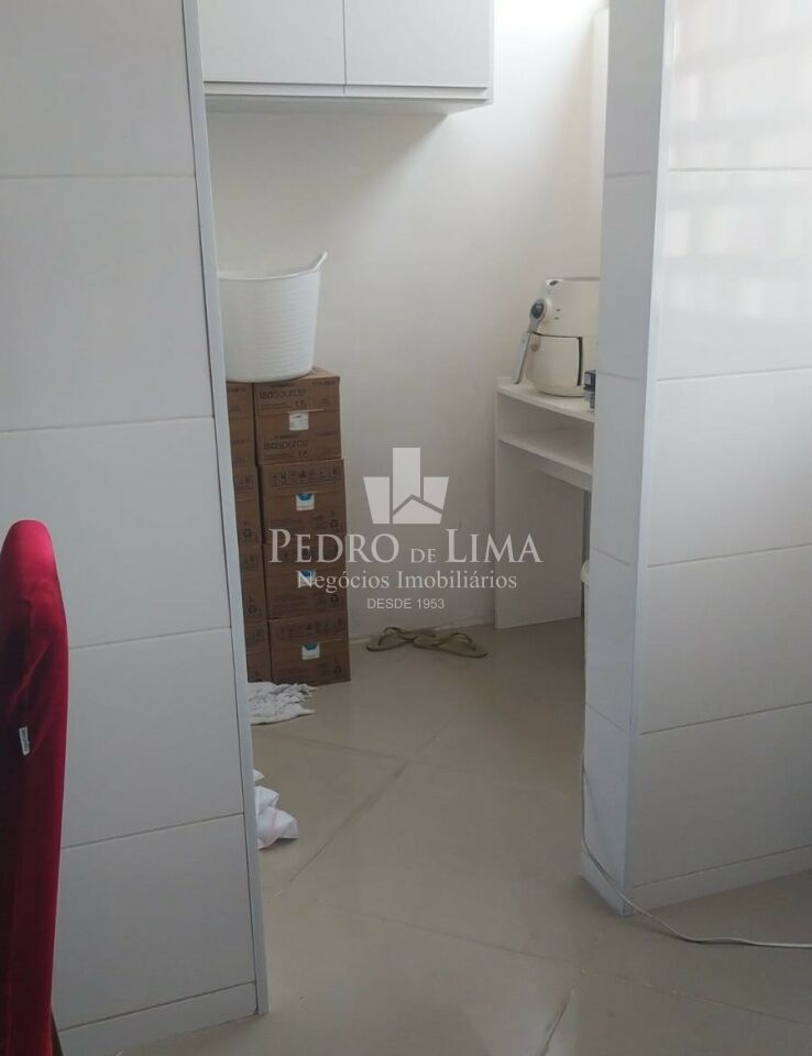 Condomínio Monte Serrat. Apartamento no Tatuapé  2 quartos, 2 banheiros e 1 Vaga 